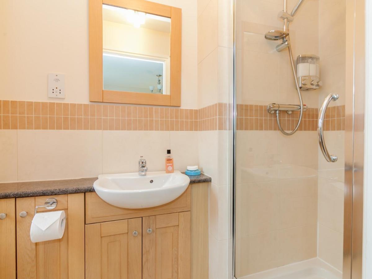 מלון אלטרינצ'אם Ayuda House מראה חיצוני תמונה